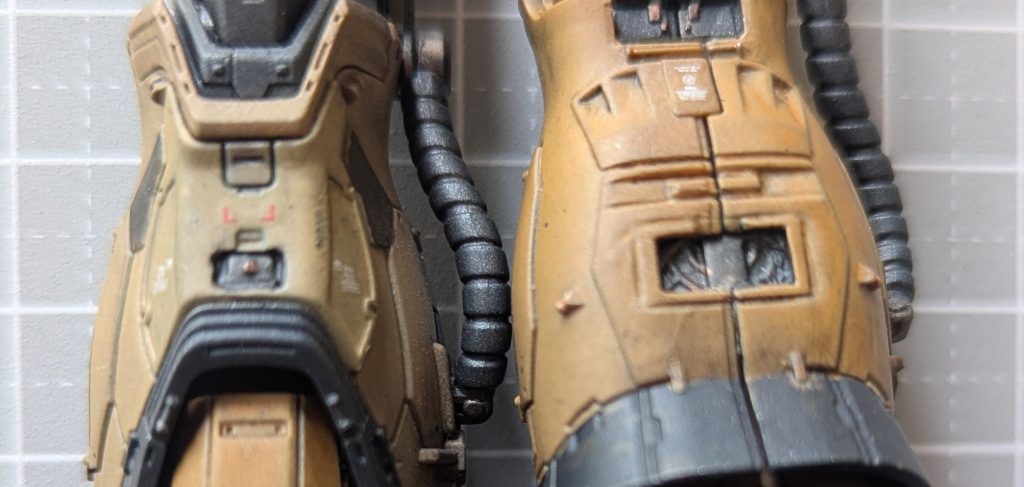 ■脚部水転写デカールで表現されてたメカディティール…なんかちゃっちく思え、くり抜きジャンクパーツで再現しました。