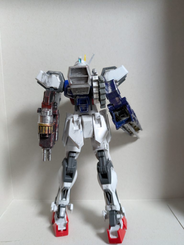 バックパックはエクシードの一部とユニコーンのエネルギータンク(？)をつけました