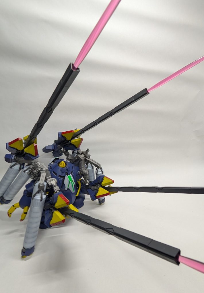 ビームサーベル体ごと動いて切ります