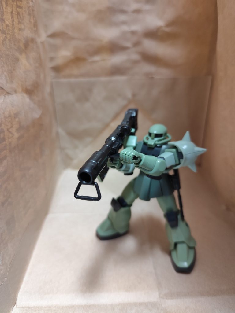 ジャイアントバズで、先制攻撃。