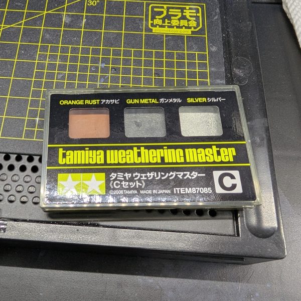 ウェザリングマスターを使って汚しまで出来ました✨️撮影ブースを使って撮影出来たらきちんと完成投稿したいです✨️（2枚目）