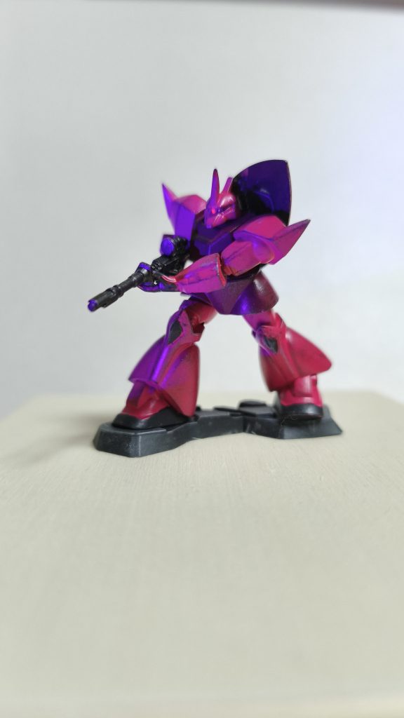 モノアイはつまようじでチョン付け