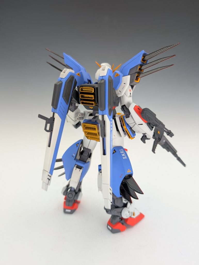 ヴェスバーは試作型だからなのか持ち手が収納出来ないかなりシンプルな構造だったのが面白かったです。