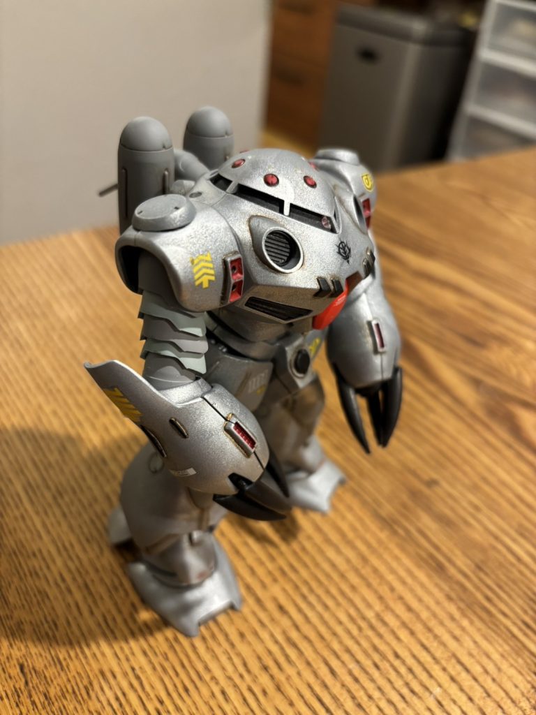 全塗装しましたがカラー的に微妙になってしまいました☹️