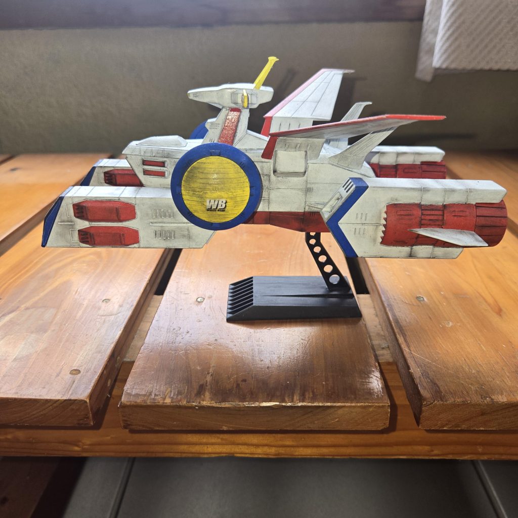 プラバンでエンジンとかダクト周り少しディティール追加してます。 