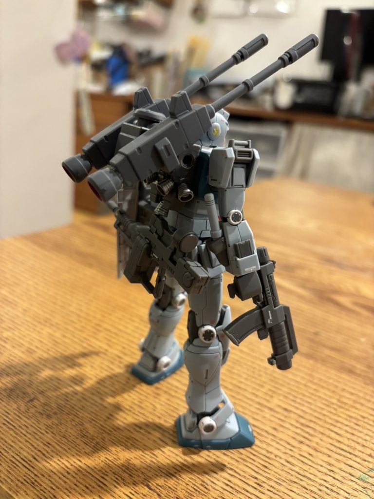 武装モリモリの背中がイイ!!笑