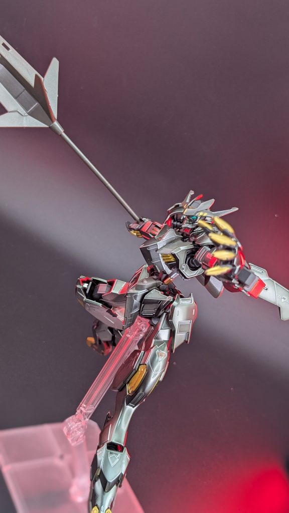 赤色照明入れるとより悪魔っぽくなる