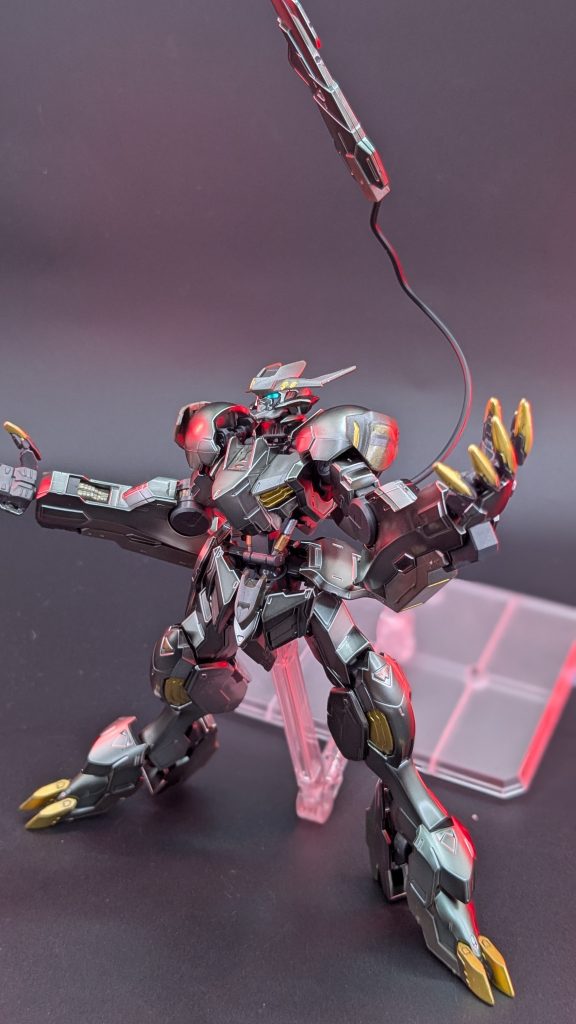 悪魔っぽい構図