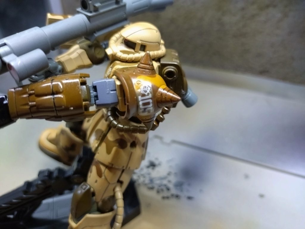 肩は合わせ目消しに挑戦し、後はめ加工にもトライ。合わせ目消しはイマイチな感じですが、敷居の高かった後はめ加工にトライできたのは収穫かな。