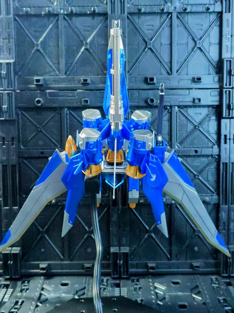 下面ゴールドパーツを挿し色に入れたの正解でしたね〜😆