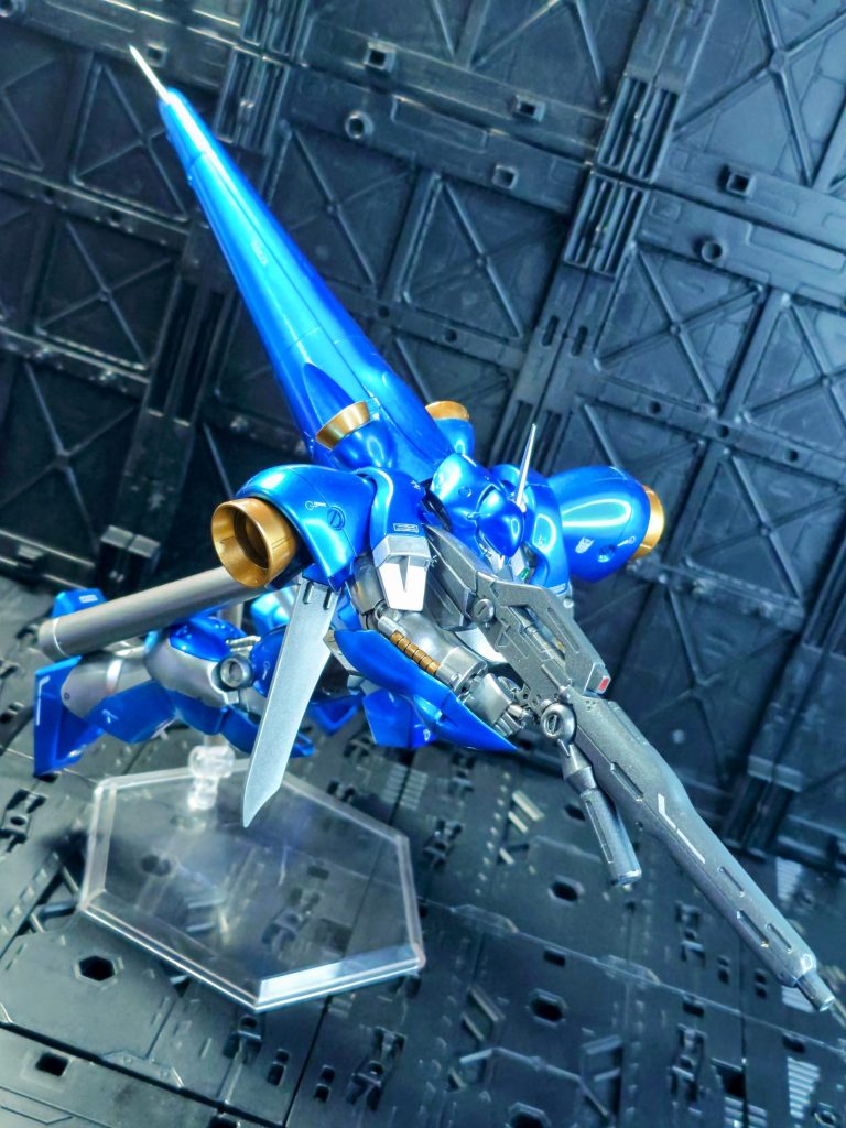 シュツルム・ブースター装備！デカい、そしてツヤツヤが半端ない（笑）