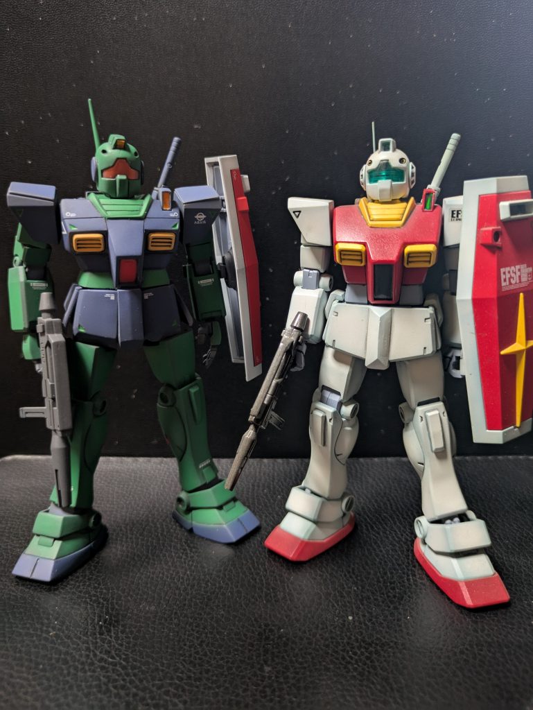 こちらは入手出来ずに悔しくて旧キットジムⅡとHGUCジムでミキシングした連邦軍カラーのジムⅡです。