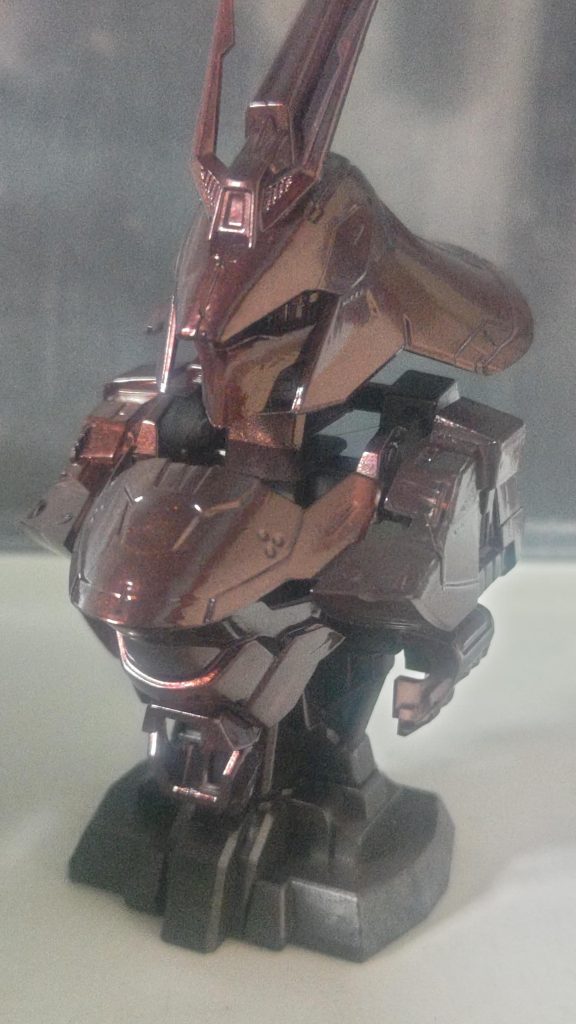 そしてクレオスのGXカラーのパールルビーレッドを吹きました、本当はこれで止める予定だったのですがあまりに暗すぎてガイアノーツのプレミアムレッドパールを吹きました。