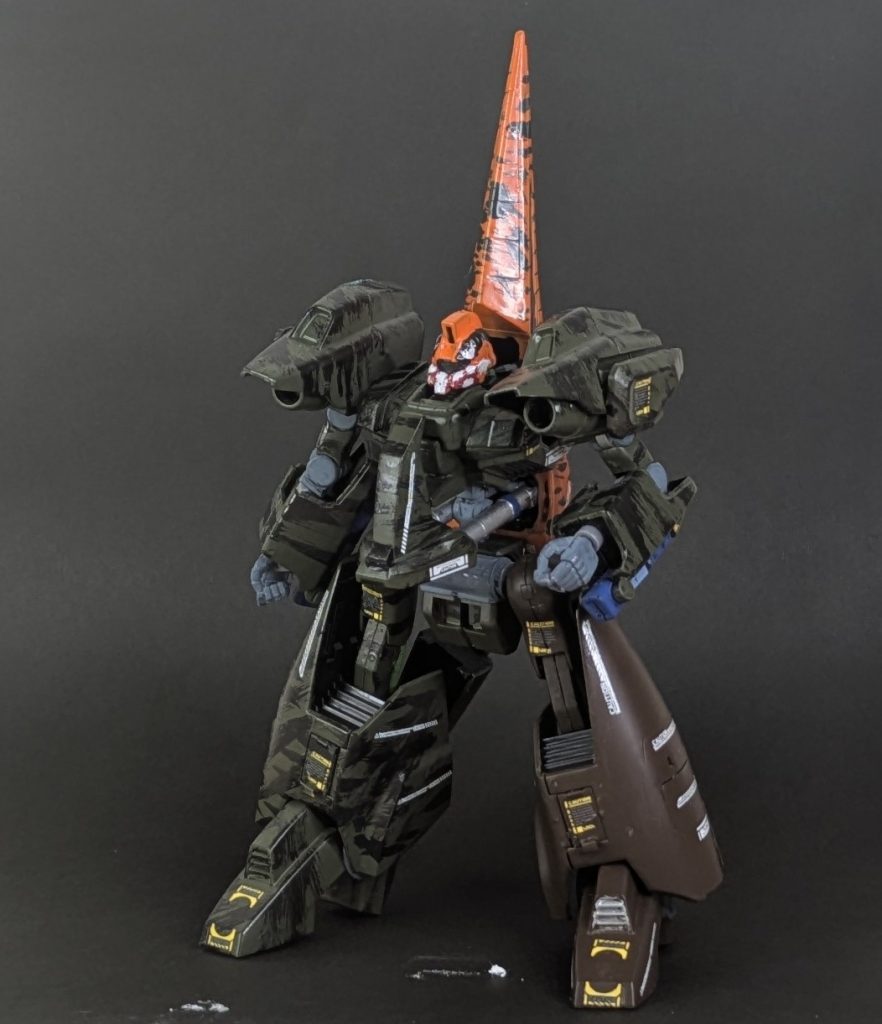 ちなみに、一緒に撮ったメタスです。こちらも迷彩がわかりにくいのでブラックバック載せておきます