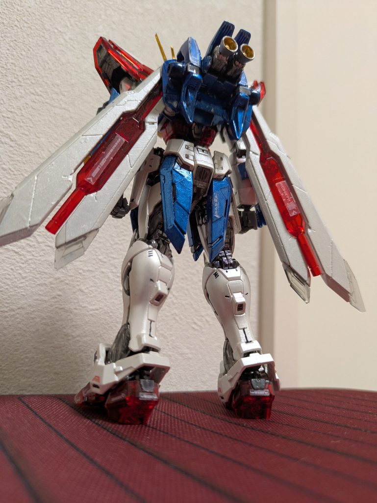 背面のこのアングルは個人的に好きです。