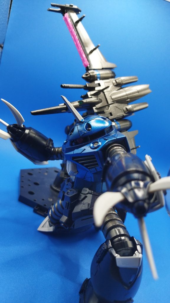 バックパックパーツも紛失したため後ろは見せられません。