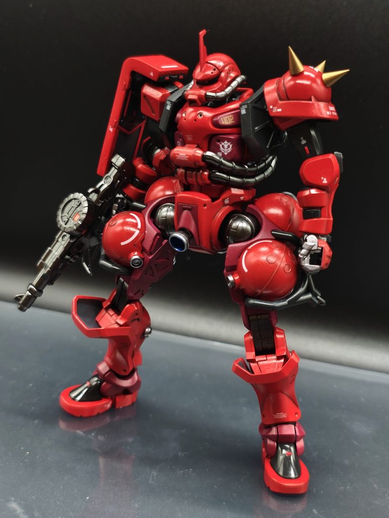 塗装レシピ赤1: ハーマンレッド赤2: シャアレッド黒: ニュートラルグレーVフレーム : スターブライトアイアンバーニア:メタリックフレーム2