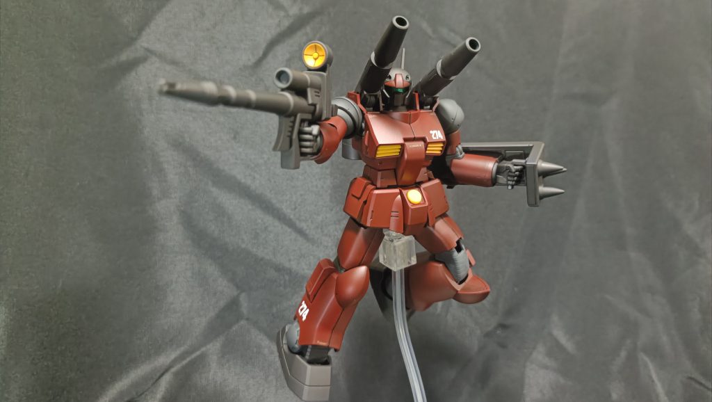 シールドは鹵獲した設定でデカールがめっちゃシルバリングしてるのは御愛嬌