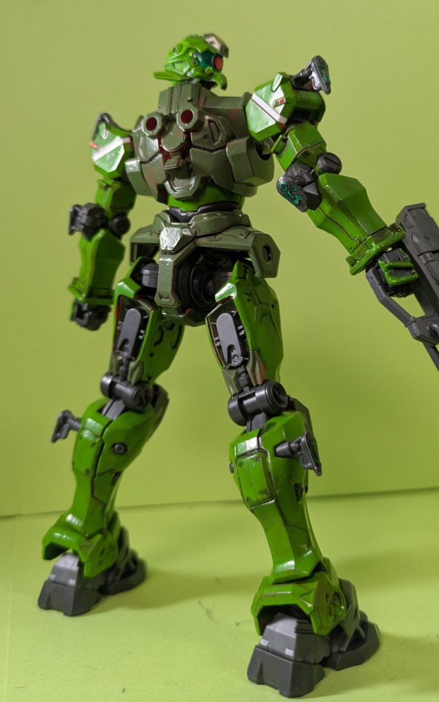 バックパック無しタートルズやガンダムグシオンみたいだ(悪役です)。