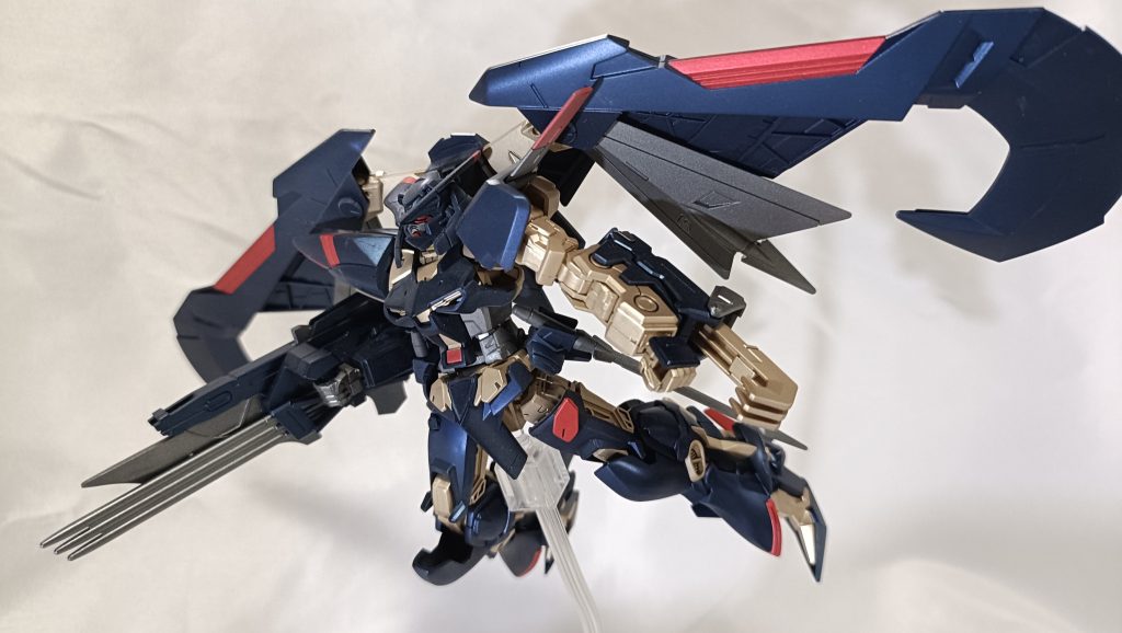 兎にも角にも、手を動かさなければ話は進まない一部色抜けてる（塗装してない）が、もうね… もう…ゴールしてもいいよね？ ゴールドフレームなだけに（お前、実は元気やろ(´・ω・｀)まぁ30msや他社美プラで遊んでただけとか言えねえわな（言ってる