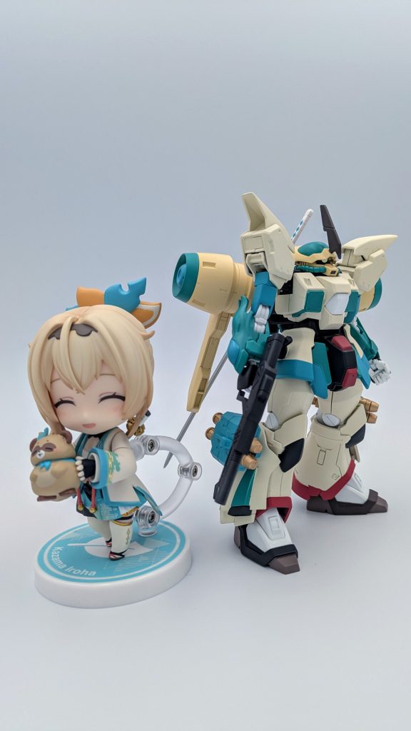 ここまで見て頂いてありがとうございます!1年位前にした塗装を全て剥がして、クリアランスの再調整に武装追加をしましたが、溶剤に浸したせいかパーツが結構脆くなってました…。もし良ければ👍️やコメント等して頂けると非常に嬉しいです!