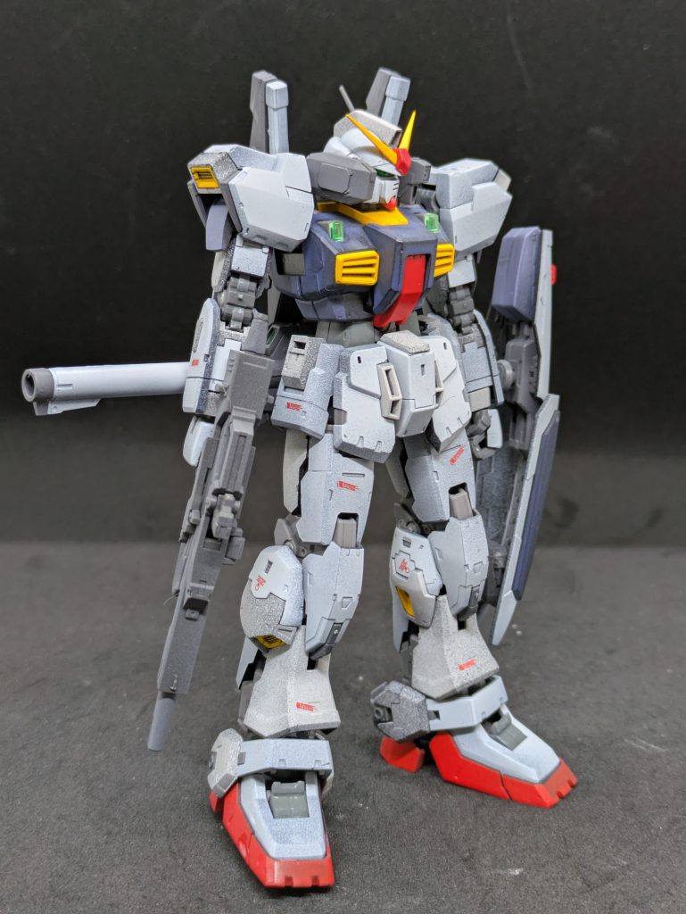 RGエゥーゴカラー　その2過去に作ったRGシャアザクの時はアドバンスジョイントに悩まされたので、RGは買いたくなかったのですが、このマークIIは悪くなかったです。