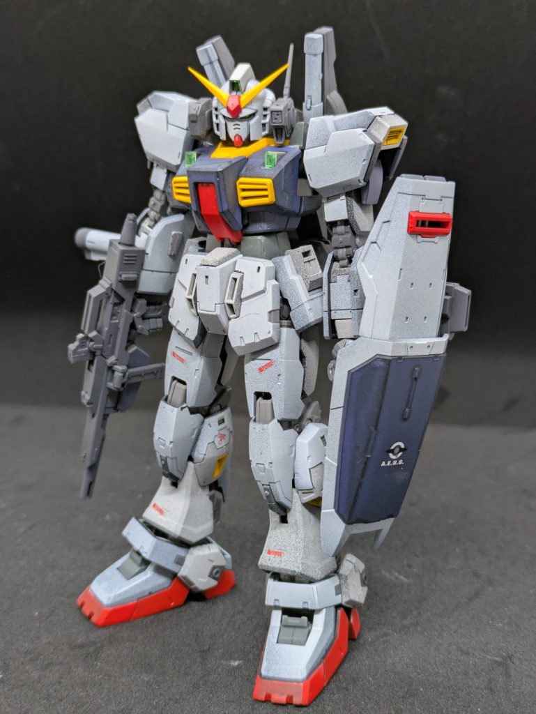 RGエゥーゴカラー　その1もうHGUCはいいや、と思い放置していたところ、運よくRGマークII（ティターンズ仕様）の再販に遭遇。今度こそエゥーゴカラーにするぜ！ということで組み立てることに。