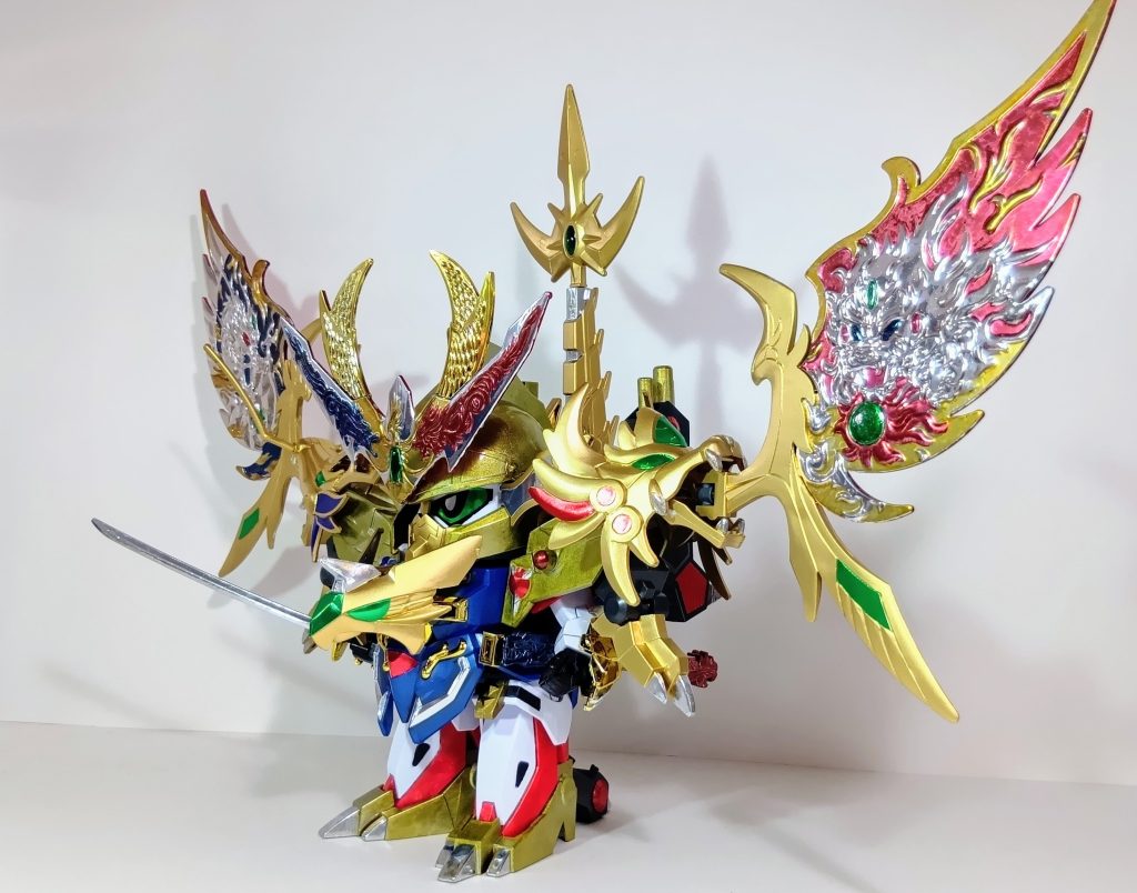 塗装剥げが怖いので変形はしませんこのまま飾っておこうと思います