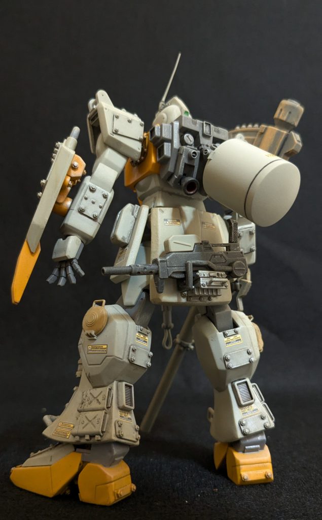 バックショット地上戦に推進剤いるか？と会社の後輩に言われたのですがランドセルの所にマウント部を作ってしまったので… 