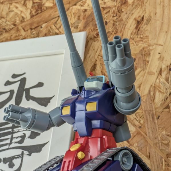 今月は『震える山推進月間』なので2機目は、量産型ガンタンクを作ります🙌🏻グフカスタムに時間かけすぎて他の機体ぜんぜん作れませんでした💦💦🤣量産型ガンタンクはHGのキットがないので、普通のガンタンクを改造しようと思います👍🏽凄い単純なキットなのて素組はあっという間に終わりました😻✨単純ですがそこそこ良いキットだと思います😋また改造過程を細くアップしていきますのでお付き合いいただければ幸いでございます🙇🏼‍♀よろしくお願いします(gundam-kao2) （5枚目）