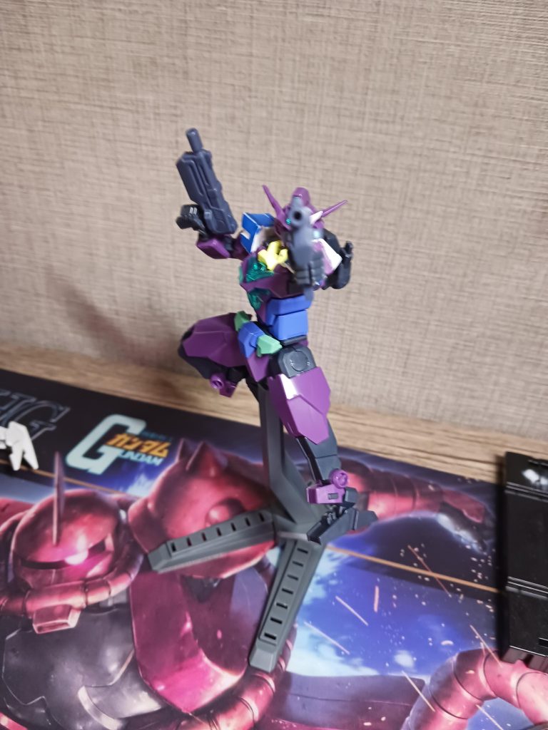 武装はガンダムノワールと同型を使用している