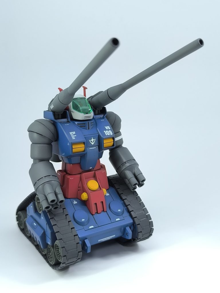 自分の作ったガンキャノンと並べる用に製作。