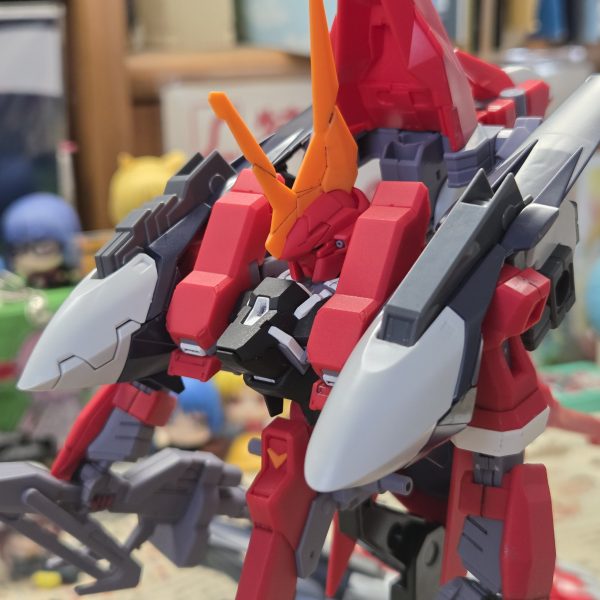 以前作成したバーベインⅡのラー形態を作成開始！ベースはこちら https://gumpla.jp/hg/2164484いままでの製作記録ではアクアハンブラビⅡをほぼそのまま使用していましたが、さらにハンブラビⅡっぽくするために、ドラムフレーム辺りのユニットにフライルーのものを使用。なかなかいい感じに収まってくれました。塗装は赤系にしようと思っています。（3枚目）