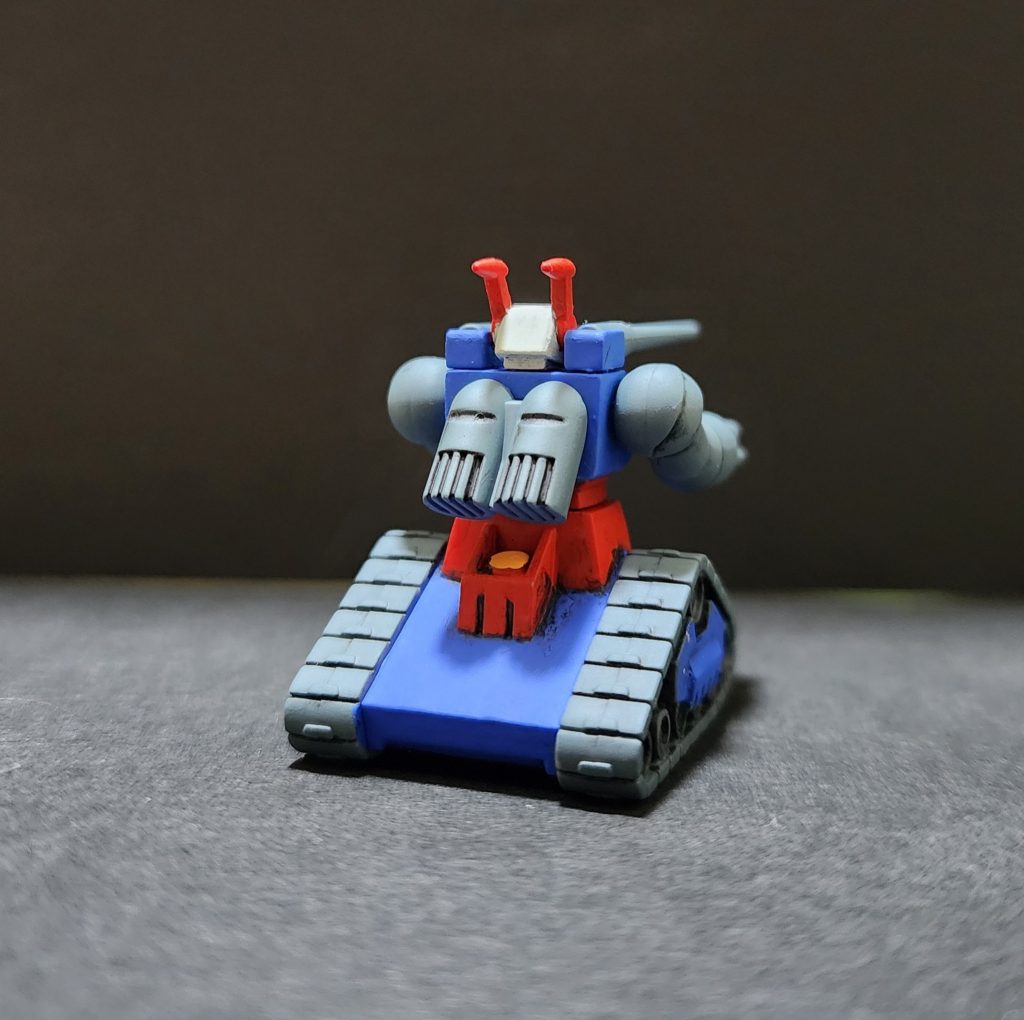 後ろからボリュームの割にディテールさっぱり気味でちょっち寂しいかな？