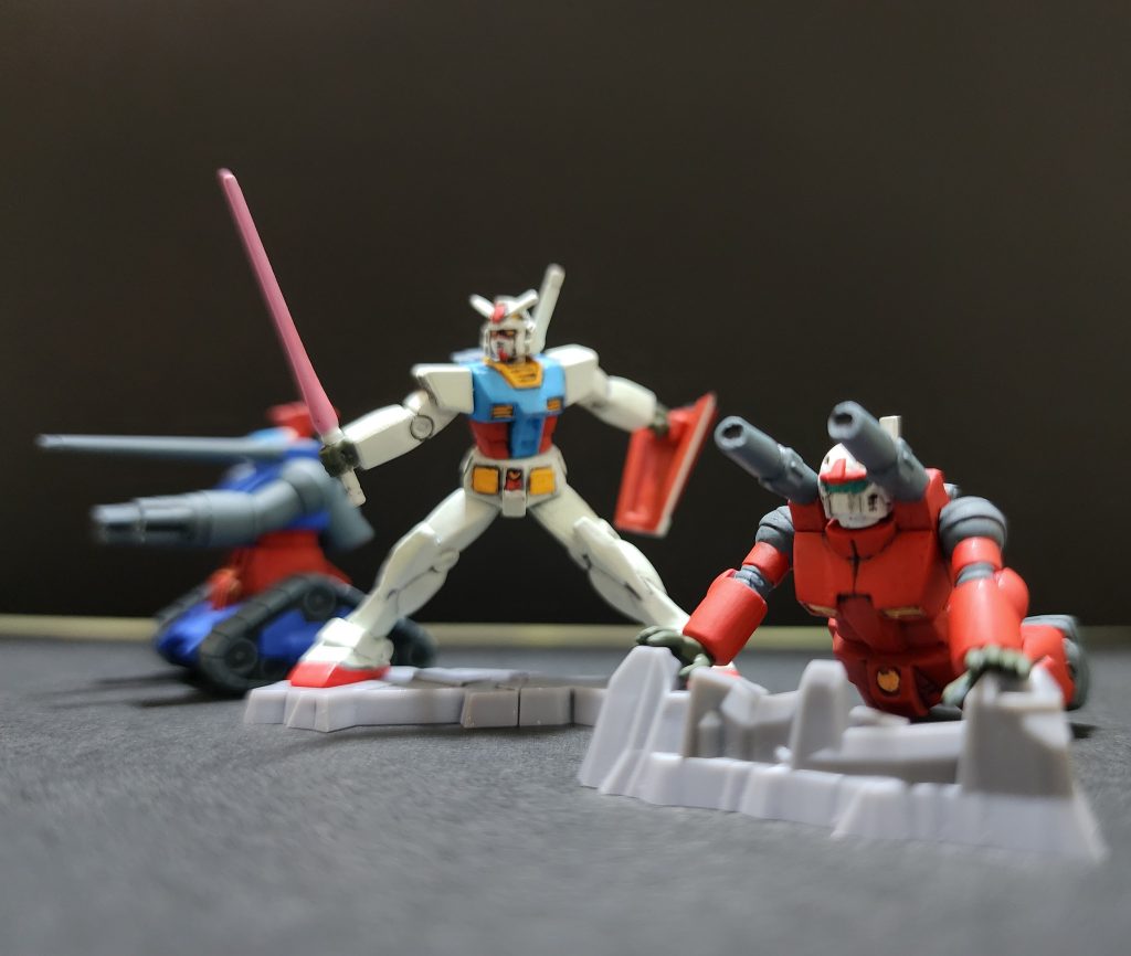 V作戦揃い踏み！巨大な敵を撃たなきゃ…