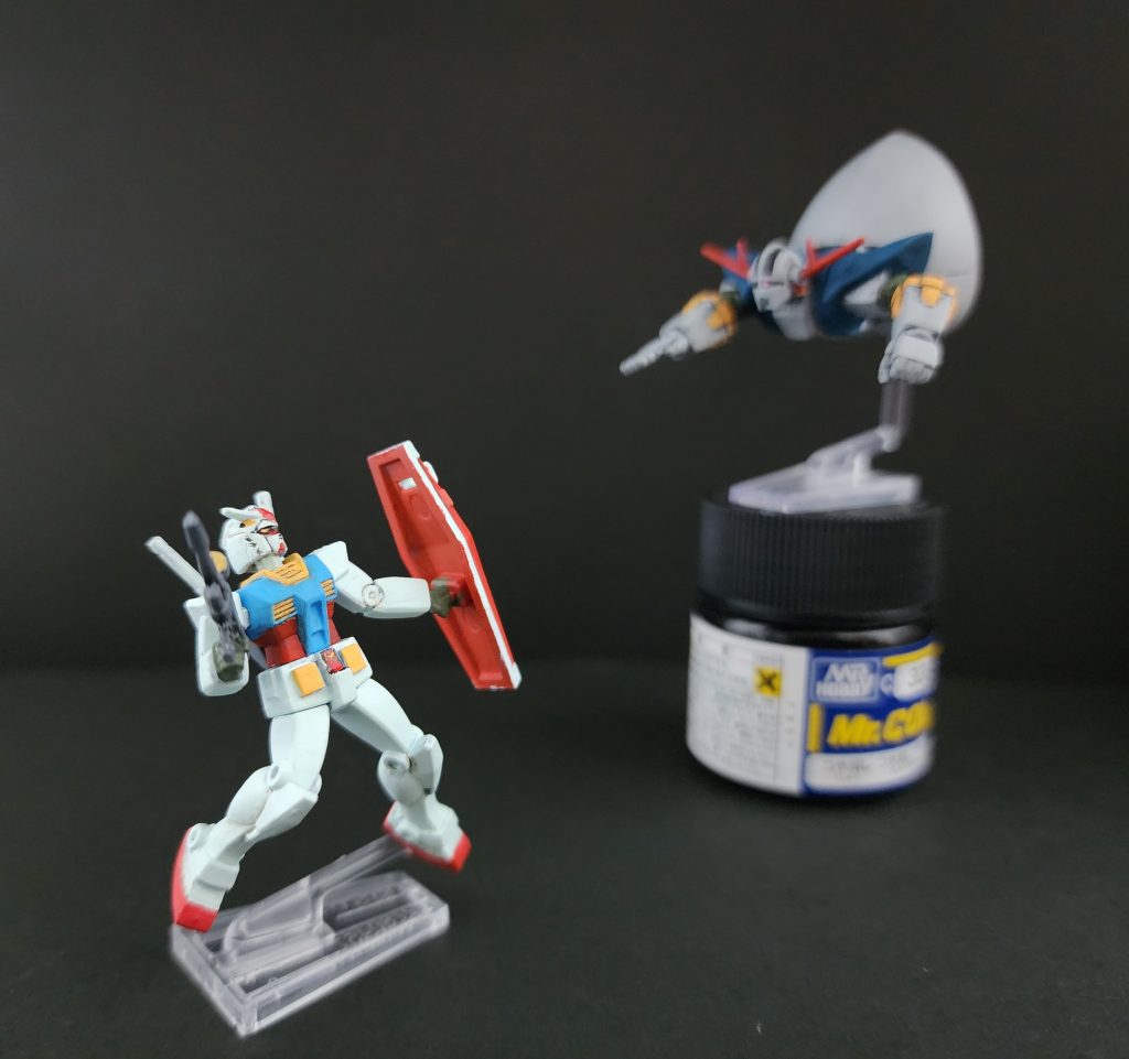 揃ったのでジオングとディスプレイいや〜かっこいい