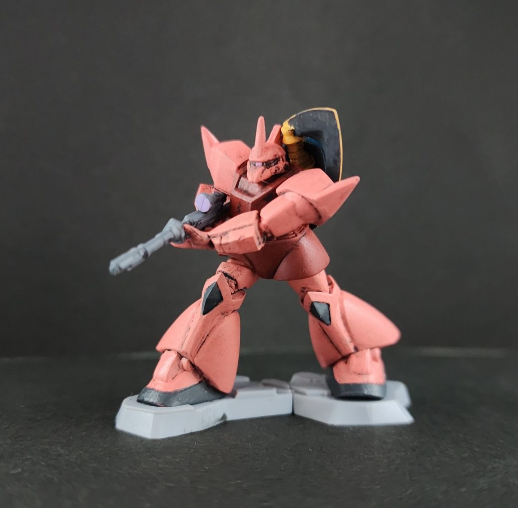 ラストはゲルググライフルを携えたポーズパースが効いててかっこいいです