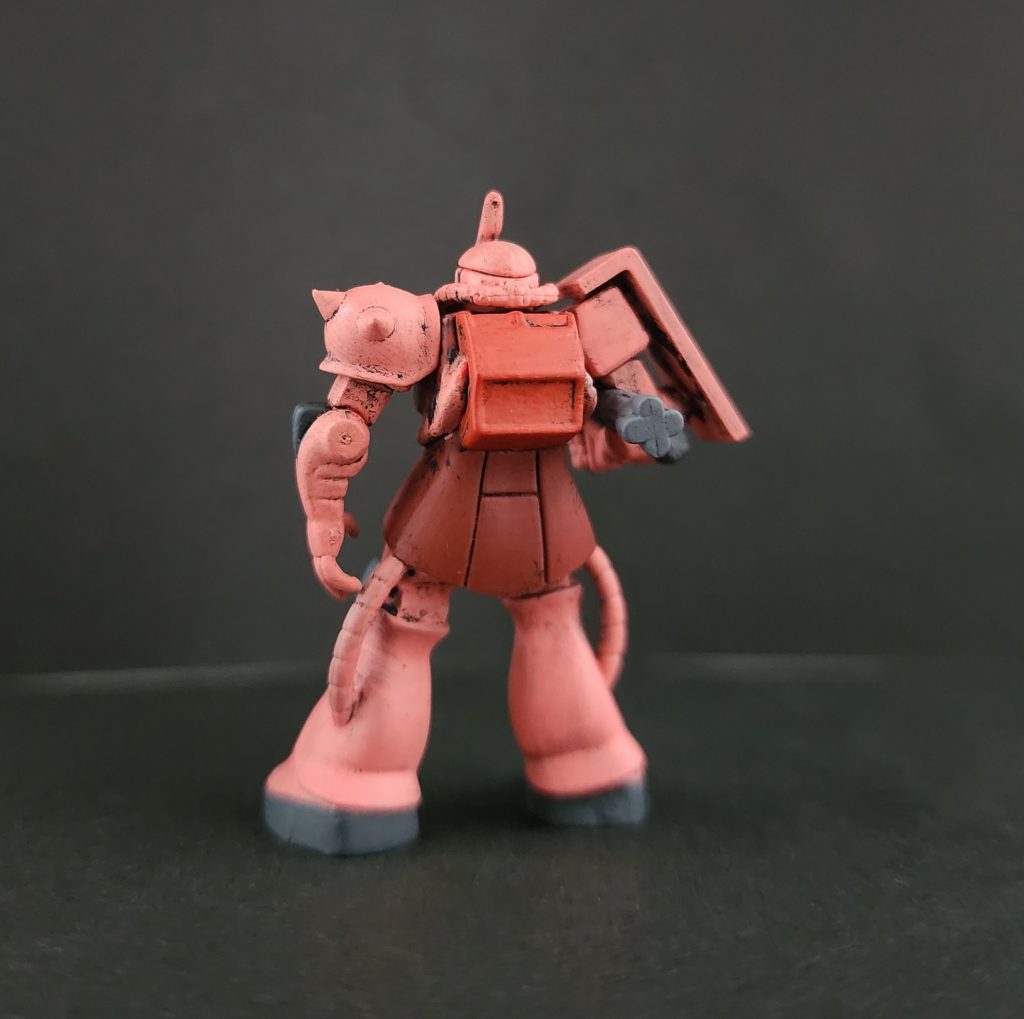 後ろからボディのあずき色は明るい方が好みです