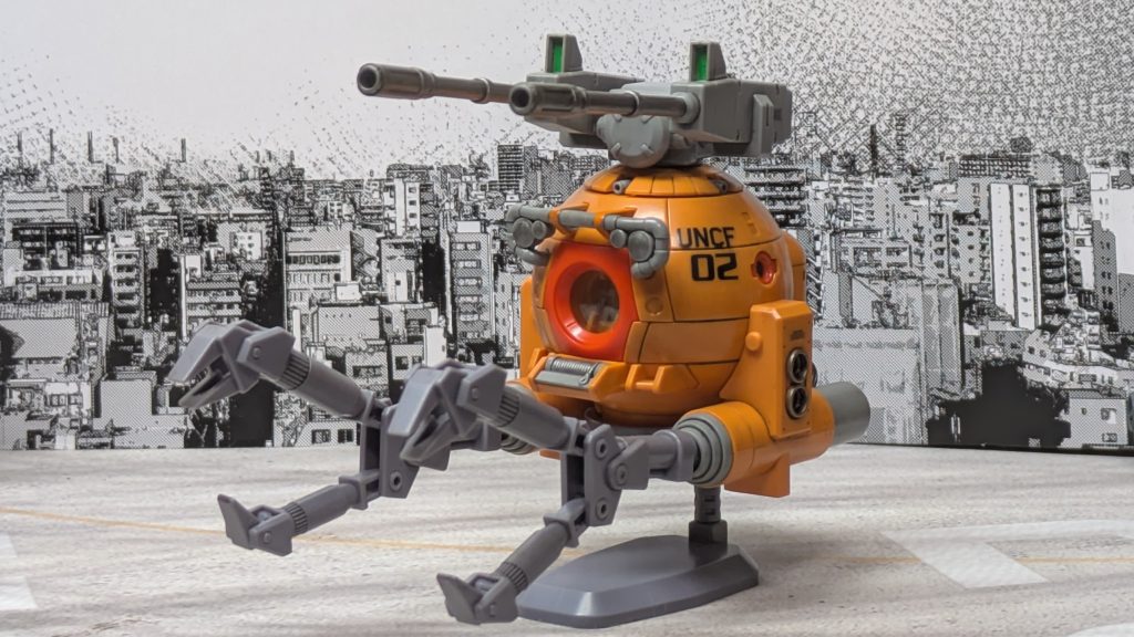 ボールK型の開発はルウム戦役敗北直後の宇宙戦力大喪失の時期に始まった。基が作業用からの転用だったため開発自体は順調に進み、UC.0079.6月には試作型が、8月には量産型の配備が始まるほどだった。機体素材には戦闘用への改造の一環としてルナチタニウム合金が採用。これによりジオン軍MSの主力火器であるザクマシンガンに耐える対弾性を持ち、アームも作業用途のみならず近接戦闘にも耐えられるように強化。武装は速射性に優れる2連装15キャリバーまたは180ミリ低反動キャノンを装備。主な配備先は輸送船団護衛を任務とする国連宇宙軍空間護衛総隊やMS実験隊があるルナツー基地の第7連合宇宙艦隊第1機械化混成大隊で、ボール配備までは丸腰に等しかった輸送船もボールを格納庫または護衛艦である輸送船改造の特設巡洋艦に積むことによって防御戦闘が可能になり、ジオン側でも単独で輸送船に近づいたザクやムサイがボールに撃破される事が増え、特にボールを小隊単位で積み込んで出撃させる特設巡洋艦はジオンパトロール艦隊にとっても