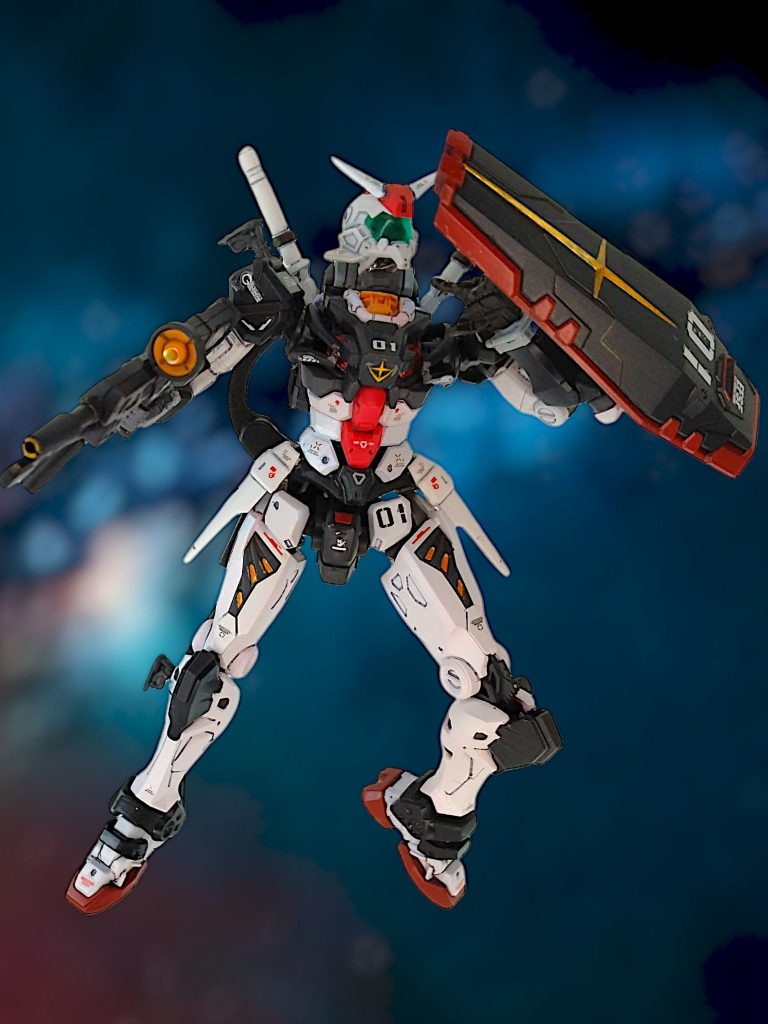 このためだけに新品の赤いガンダムを用意できるわけもなく、使用したのは・・・