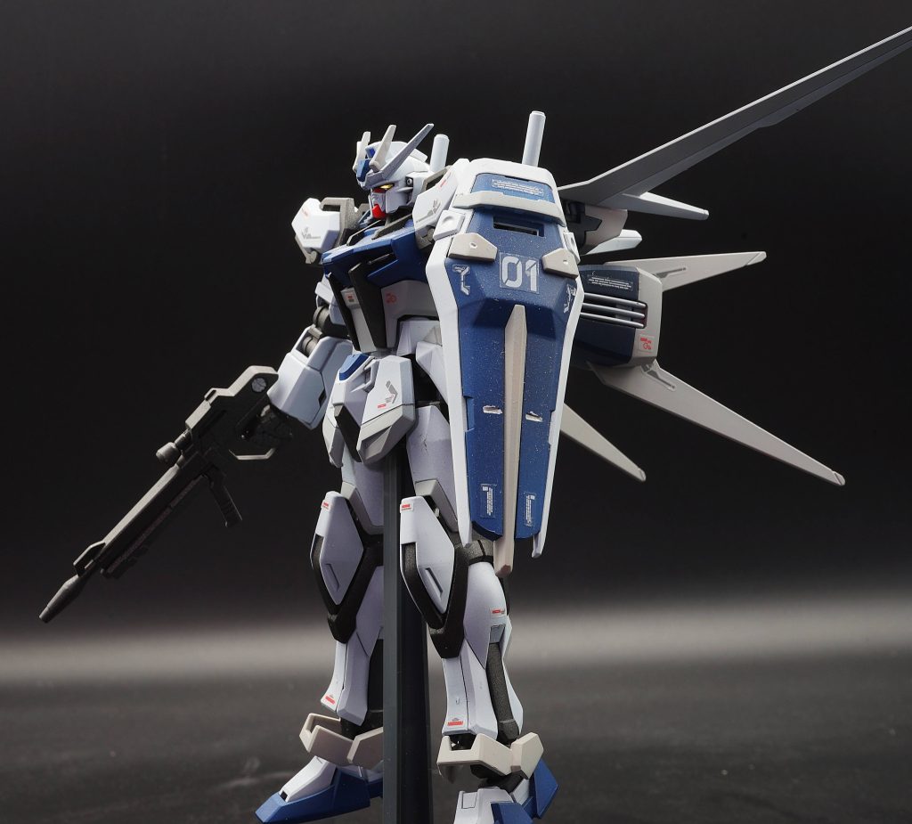 HGエールストライクガンダム全塗装–4枚目/制作者：あるむ
