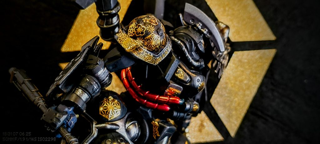 和柄シールで装飾した右肩