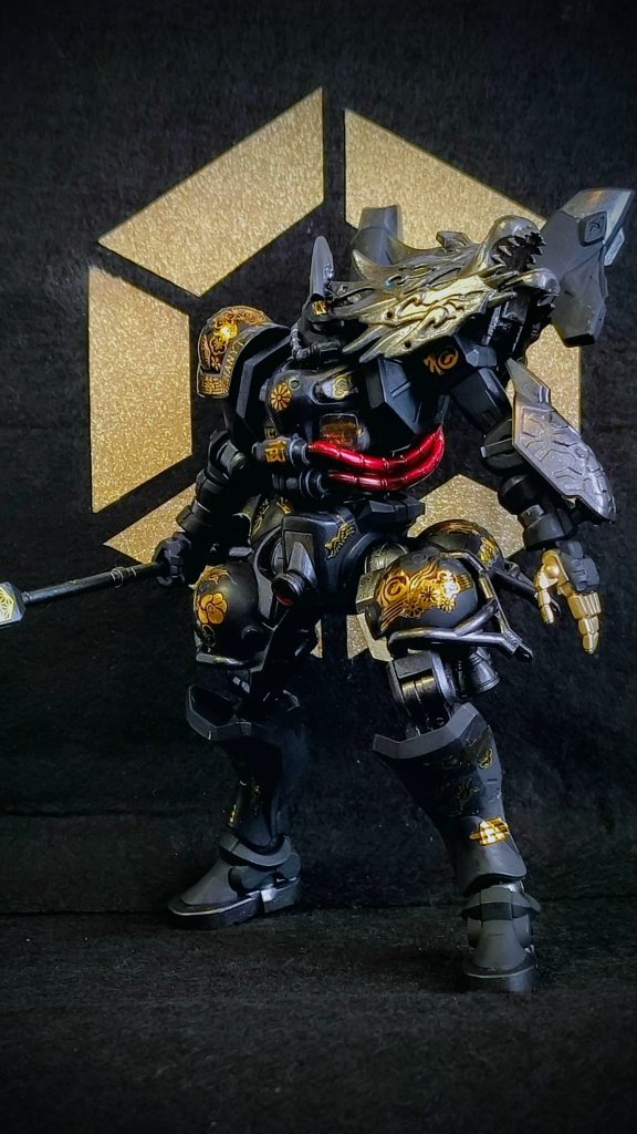 左手はゴッ◯フィンガーをイメージ