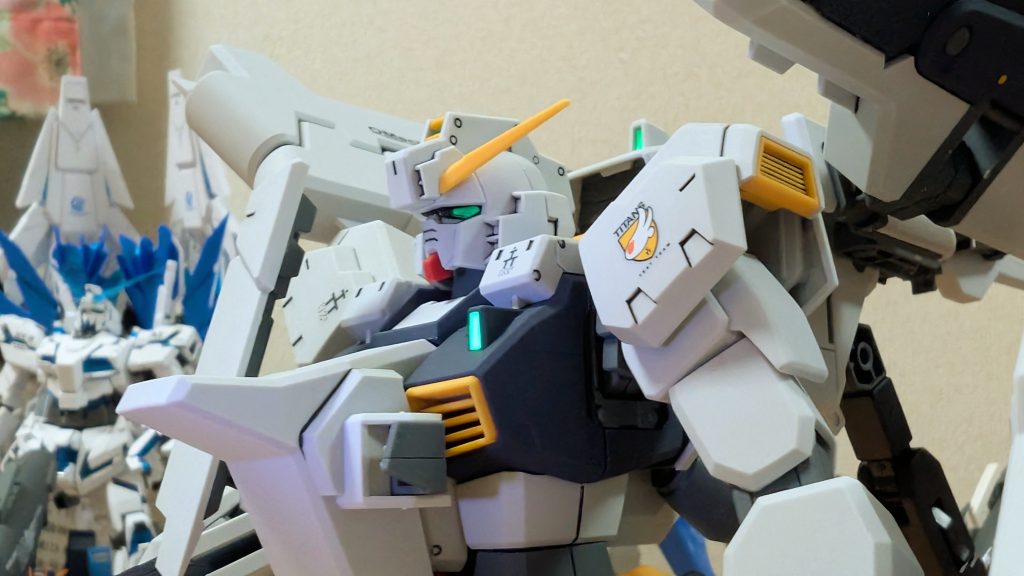 そんな時に、↑この方です。プレバンでいつも待っていてくれている。MGを俺は買えるんだと、心の救済をしてくれる真のヒーローガンダム。それがティダーンズ所属とは皮肉なものですね🥹