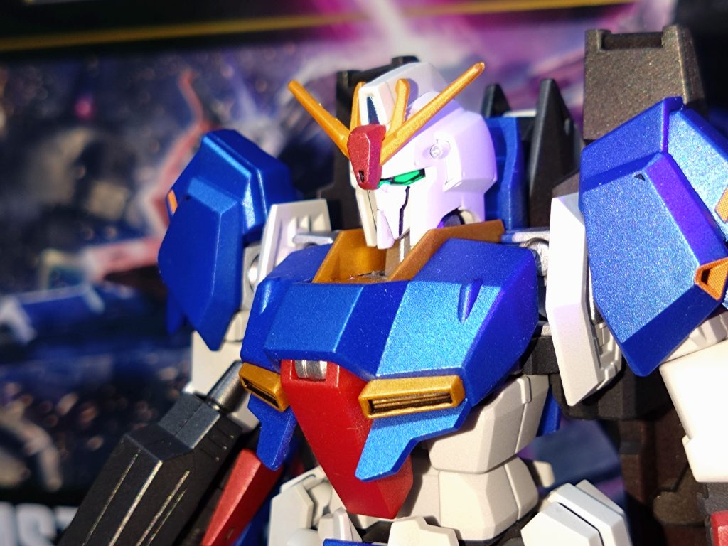 フェイスアップ、ビコーン!このなぜかイケメンに見えるシャープ顔は毎度惚れるわ~