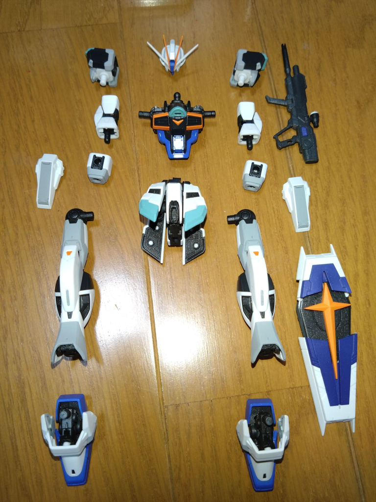 何かこの完成する前の並べるのやってみたかった(笑)