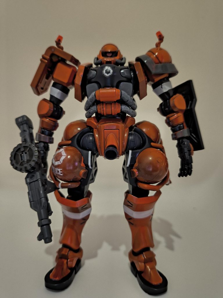 ふらっと手に入れられた軍警ザク思わず色変え