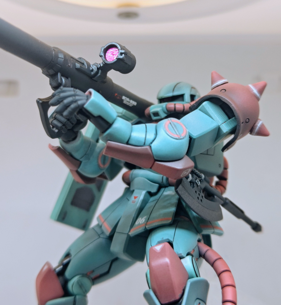 右太腿をちゃんとはめるの忘れてました。撮り直すの面倒なのでこのままで。