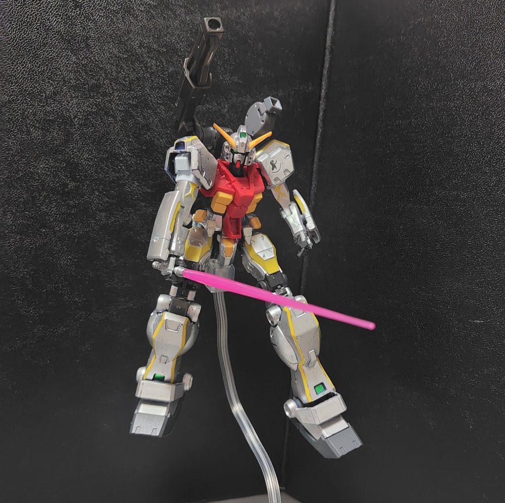 〇ビームサーベル1本所持している。これもスティグマ戦法用の接続部が付けてある。