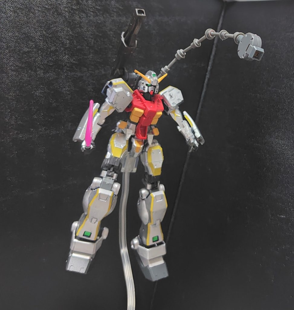 〇試製インコム新規の追加武装で、有線式かつ短距離ではあるが離れた位置からビームを撃ち込む兵器。この武装を扱うにはシイコさんクラスのベテランじゃないと有効に扱えない模様。